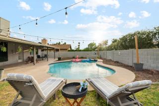 Spacious Scottsdale Getaway with Pool - 5