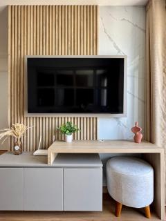 Departamento 2BR Santa Beatriz cerca al Circuito Mágico del Agua Céntrico - 2