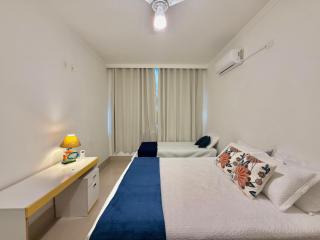 Pitangueiras, 1 quadra da praia, Apartamento para 5 pessoas com ar condicionado no quarto - 6