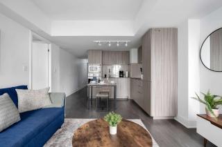 Pleasant 1BR Sofa Bed Close to UofT - 4