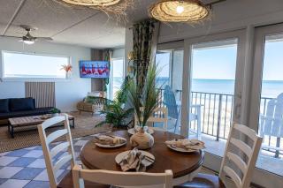 Oceanfront Amelia Island-Beach Views-Pool Oasis - 0
