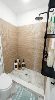 Furnished Private room with shared spaces - 2