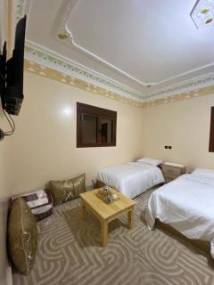 شارع إمام مالك restaurant gold fish dakhla - 0