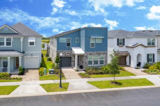 Wonderful 6 Bd Home w/ Game Room and Pool 8991 - 5