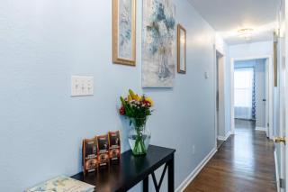 RentCare-Quiet Home at Medical Center, 15 Min Riverwalk- Free Parking - 3