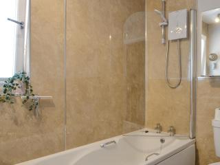 Honeysuckle Cottage - 2