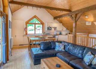 Glen Clova Lodges - 8