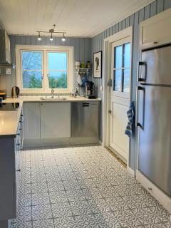 Cozy Holiday Home With Fjord Views On Fur - 4