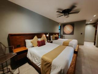 IT Boutique Hotel & Restaurant - 3