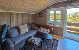 Cosy Cabin With Jacuzzi Right By The Ski Slope - 1