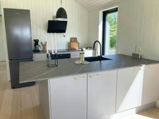 Charming Summer House Close To The Water - 6