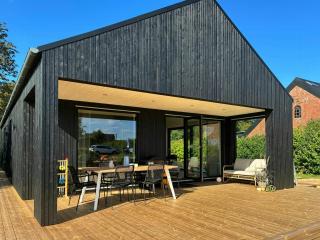 Charming Summer House Close To The Water - 8