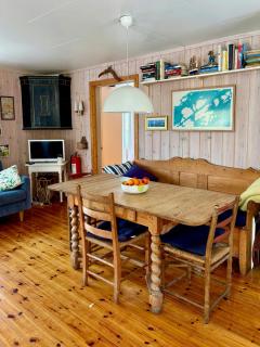 Generational Cabin From 1946 In Lyngør - 7