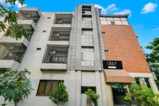 Super Collection O Indore Near Omax City 1 - 0