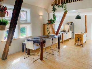 Loft Above Stables With Donkeys By Burgwald - 4