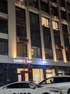 Новые апартаменты возле Barys Arena, Туран 55,5 - 9