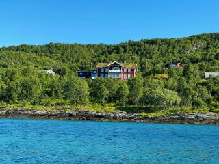 Eco Home With Wildlife Views In Steigen - 8