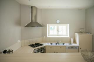 Château With 9-Hectare Park Near Beaune - 6