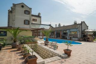 Villa Malom Luxury Resort - Pusztazámor - 3