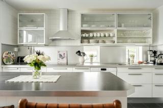 Coastal Pool Villa With Mediterranean Flair - 6