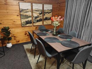 Beautiful house near airport! - 8