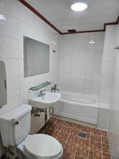 부천역 감성 숙소 - 2