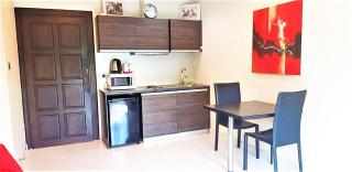1-Bedroom Condo near Jomtien Beach with Lagoon Pool Resort Facilities - 7
