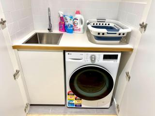 Modern City View Apartment Brisbane CBD - 6