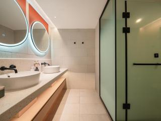Atour S Hotel Chongqing Jiefangbei Hongyadong Riverview - 9
