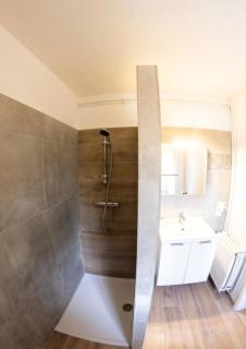 La Maisonnette - 2 chambres, parking, jardinet & calme - 6