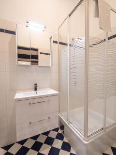 Apartment for 2 near Karlskirche & U4 Metro - 1