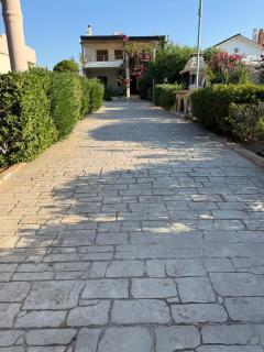 Amaryllis front beach hotel - 2