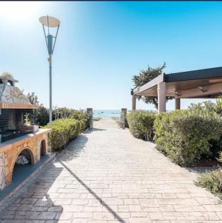 Amaryllis front beach hotel - 1