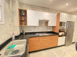 Apartment in Zayed Heights Compound Near Arkan Plaza with Private Entrance - 9