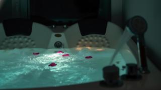 Gyeongju Modern Pool Villa - 3