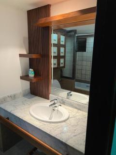 Penthouse Studio with Balcony in Hillside 4 - 2