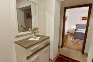 Bright apartment in Umag - 2