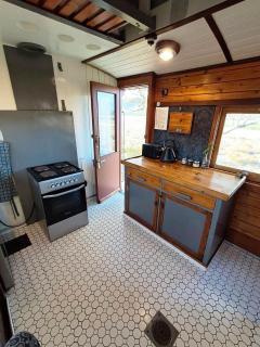 The Red Caboose Train Carriage - McGregor - 1