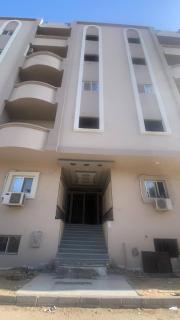 Private 3 bedroom apartment - 2