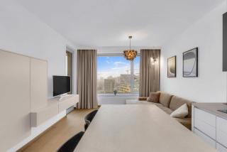 SKYPARK Golden Palace with Parking - 5