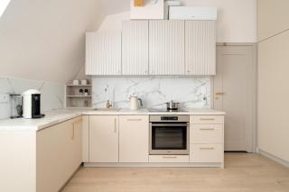 Bright and Elegant Apartment Poznań Old Town Garbary with Air Conditioning by Renters Prestige - 8