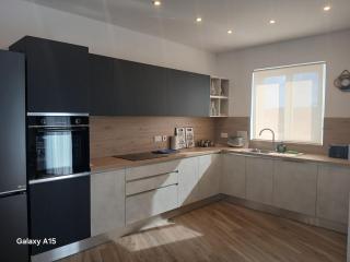 Harbour Haven - Marsaxlokk Seaside Apt with Balcony & Harbour Views - 0