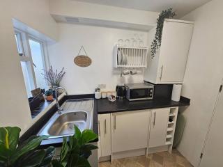 Boutique Studio Flat London SW12, - 3