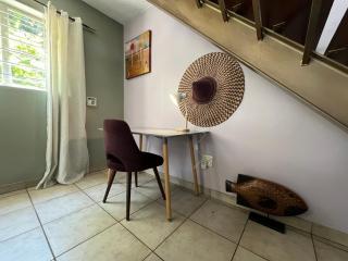 Tranquility in the Trees Loft Style Apartment - 7