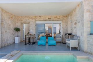 Philip Seafront Suite! - 0