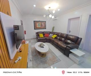 Cherida 2 bedroom Apartment with 24hr Power, WIFI, Netflix, Smart TV, Security, Washing Machine, Fully Equipped Kitchen - 2