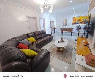 Cherida 2 bedroom Apartment with 24hr Power, WIFI, Netflix, Smart TV, Security, Washing Machine, Fully Equipped Kitchen - 1