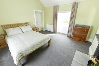 Making Tracks Hostel - 7