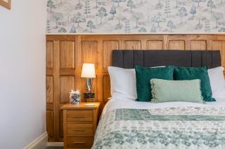 The Black Swan Inn - 1