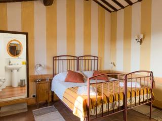 Tuscan Farmhouses at Castello del Calcione Estate - 8